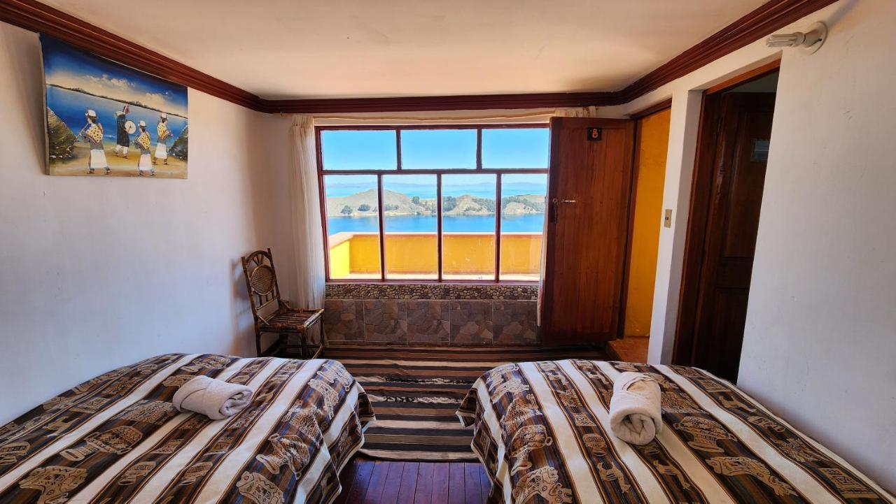 Hostal Puerta Del Sol Isla del Sol 外观 照片